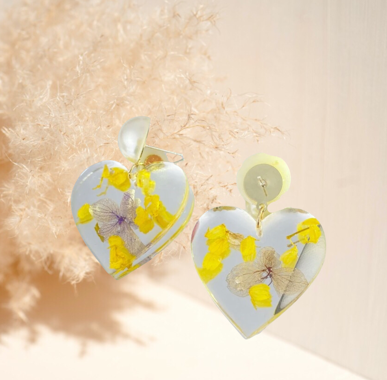 Dried flower and leaf decor head drop earrings
