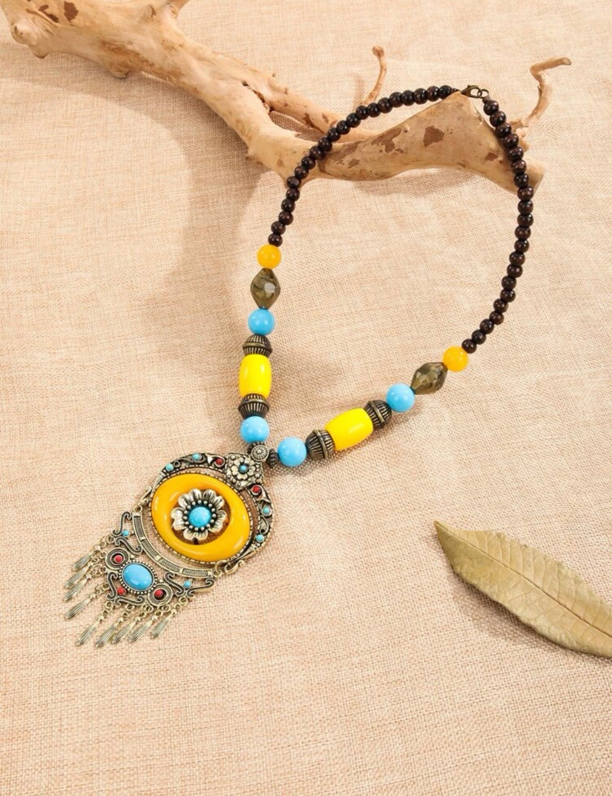 Flower decor metal tassel charm beaded necklace