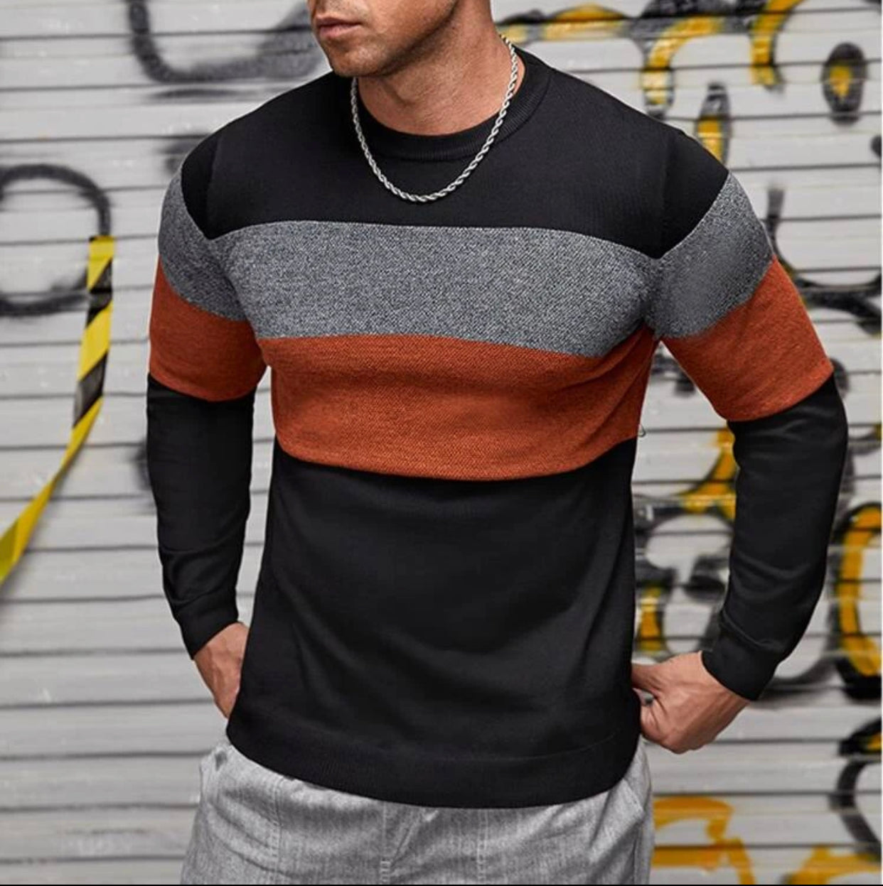 Men’s extended size round neck color block sweater