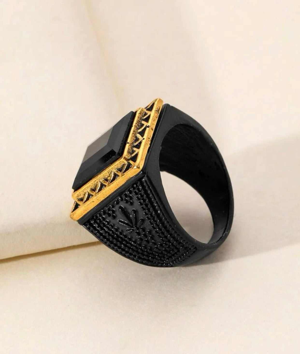 Geometric decor gold accent ring