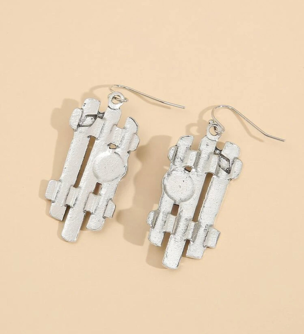 Fence decor dangle earrings