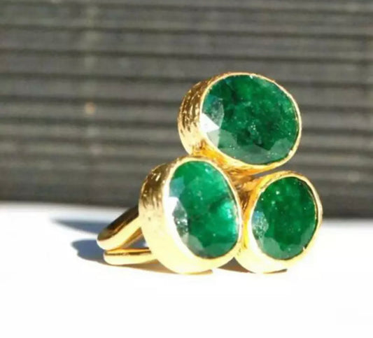 Luxury AAA Dark Green Cubic Zirconia golden metal statement ring. Size 8.