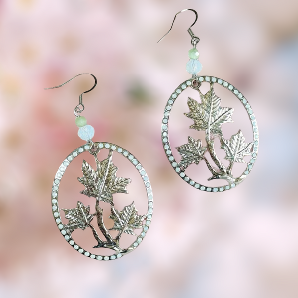 Leaf decor dangle earrings