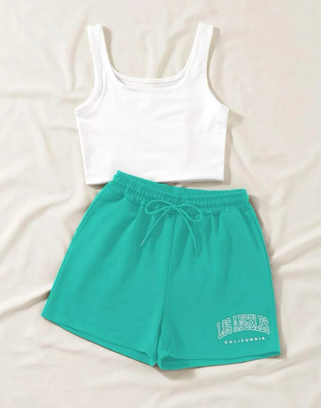 Tank top & letter graphic drawstring waist shorts