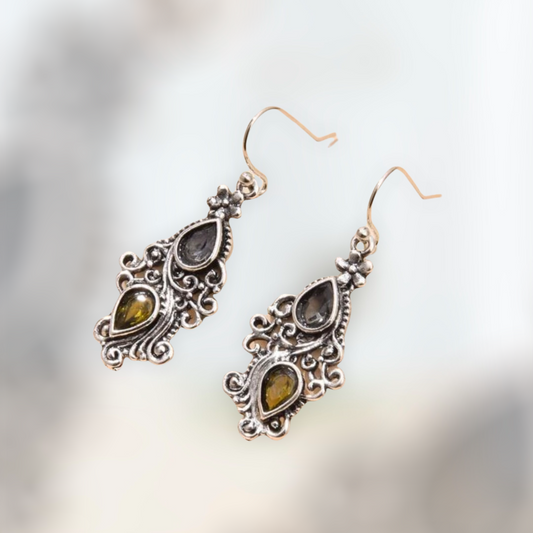 Water drop charm earrings