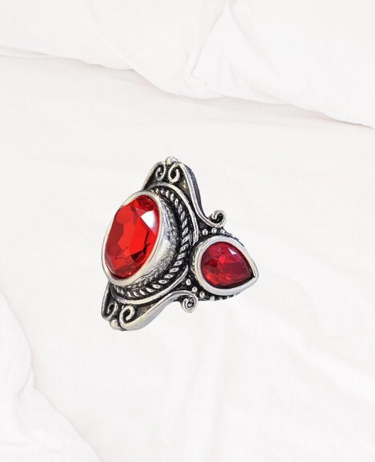 Red gemstone decor statement ring. Size 8.
