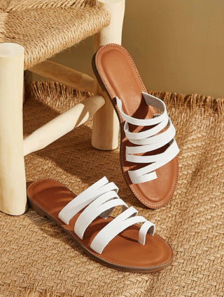 Buckle Decor Chunky Heeled Slingback Sandals