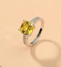 Yellow zircon decor ring. Size 8.