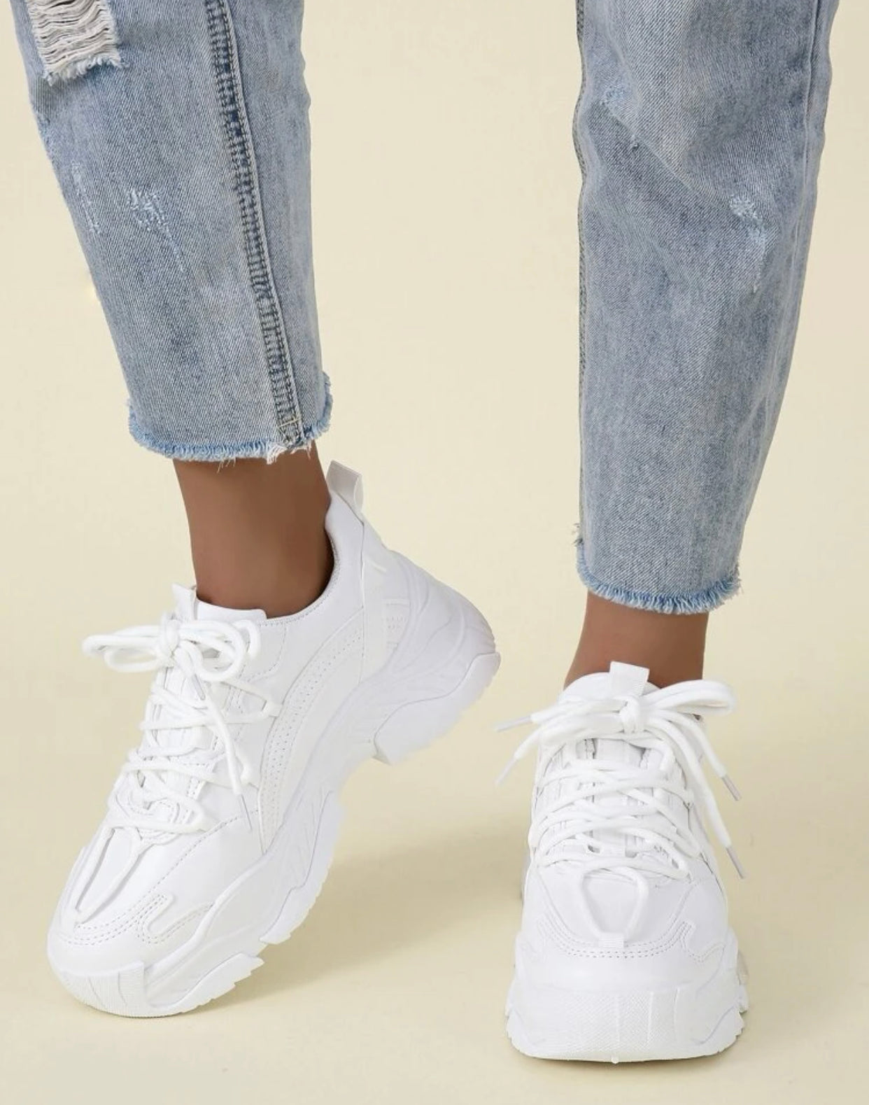 Minimalist lace-up front chunky sneakers