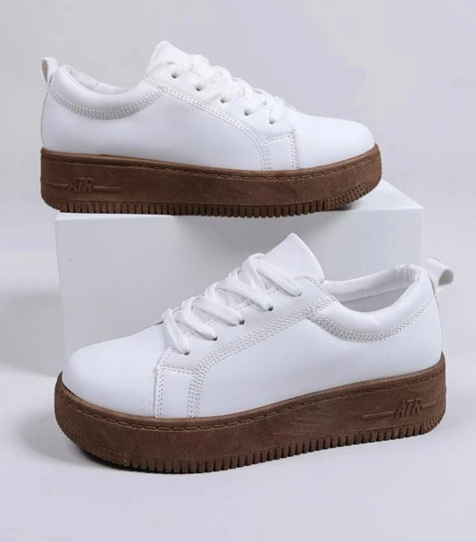 Stitch detail lace-up front skate shoes