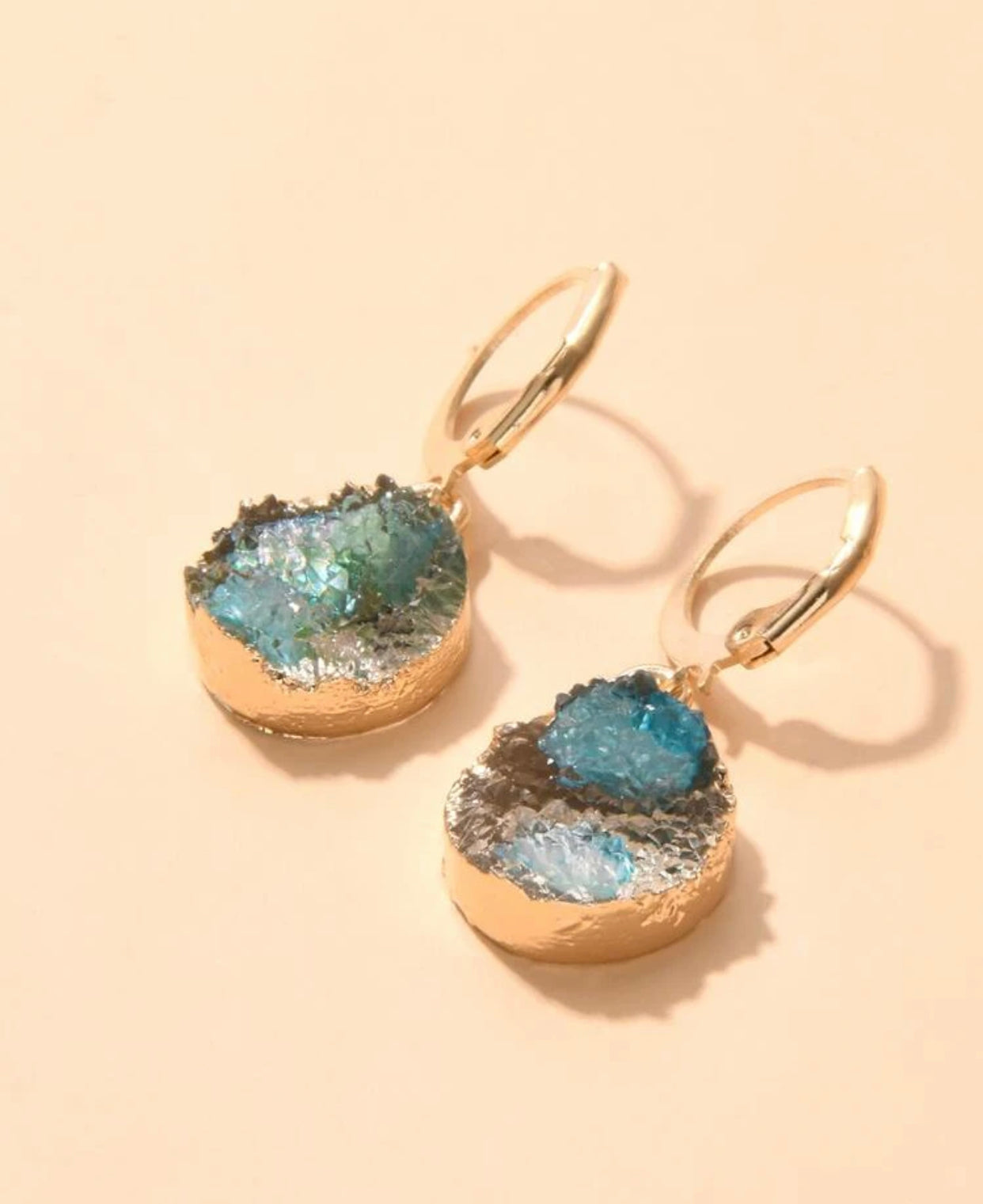 Gorgeous round drop earrings