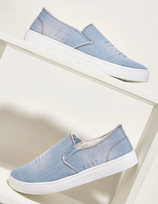 Men’s canvas ripped slip on sneakers