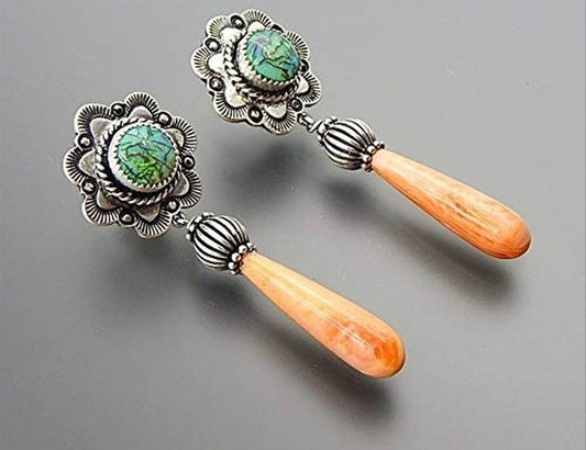 Unique silver agate inspired drop earrings
