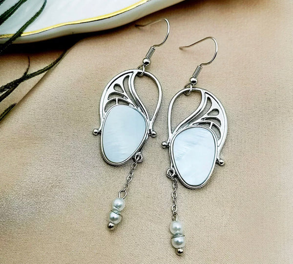 Creative white swan decor dangle earrings