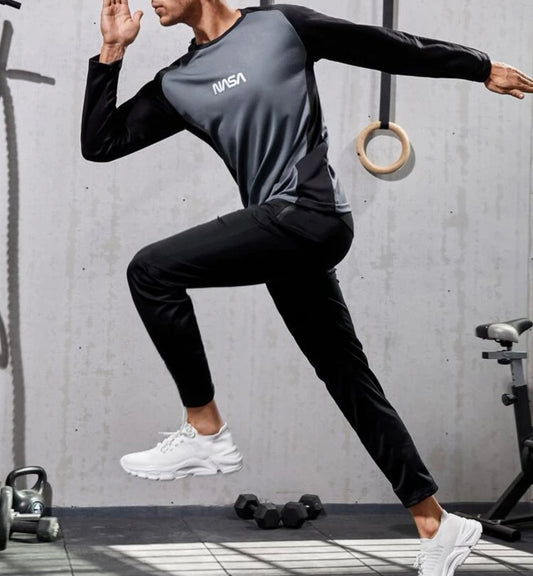 Men letter raglan graphic sleeve Two tone sports set