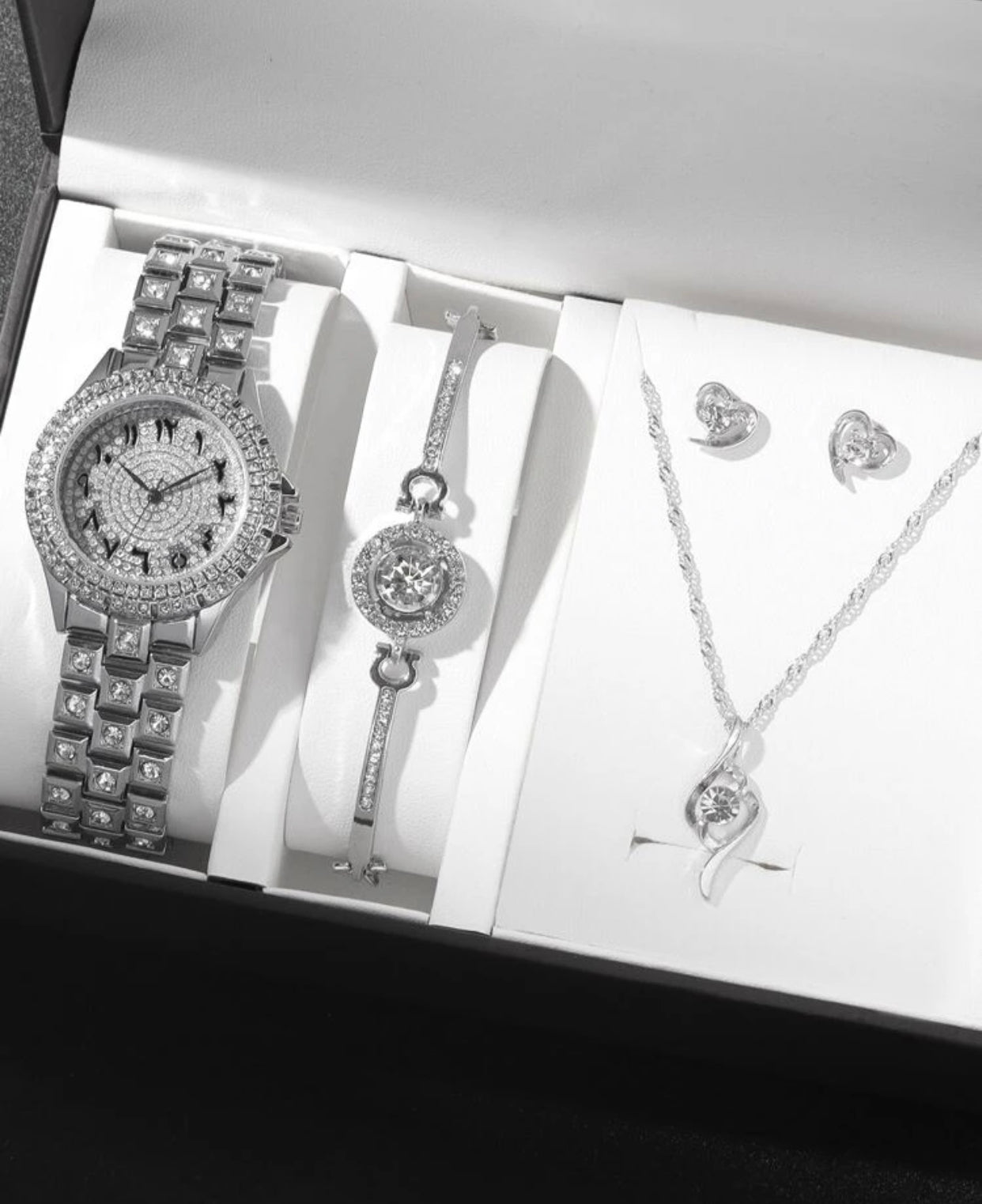 Rhinestone decor round pointer quartz watch & & 4pcs jewelry set