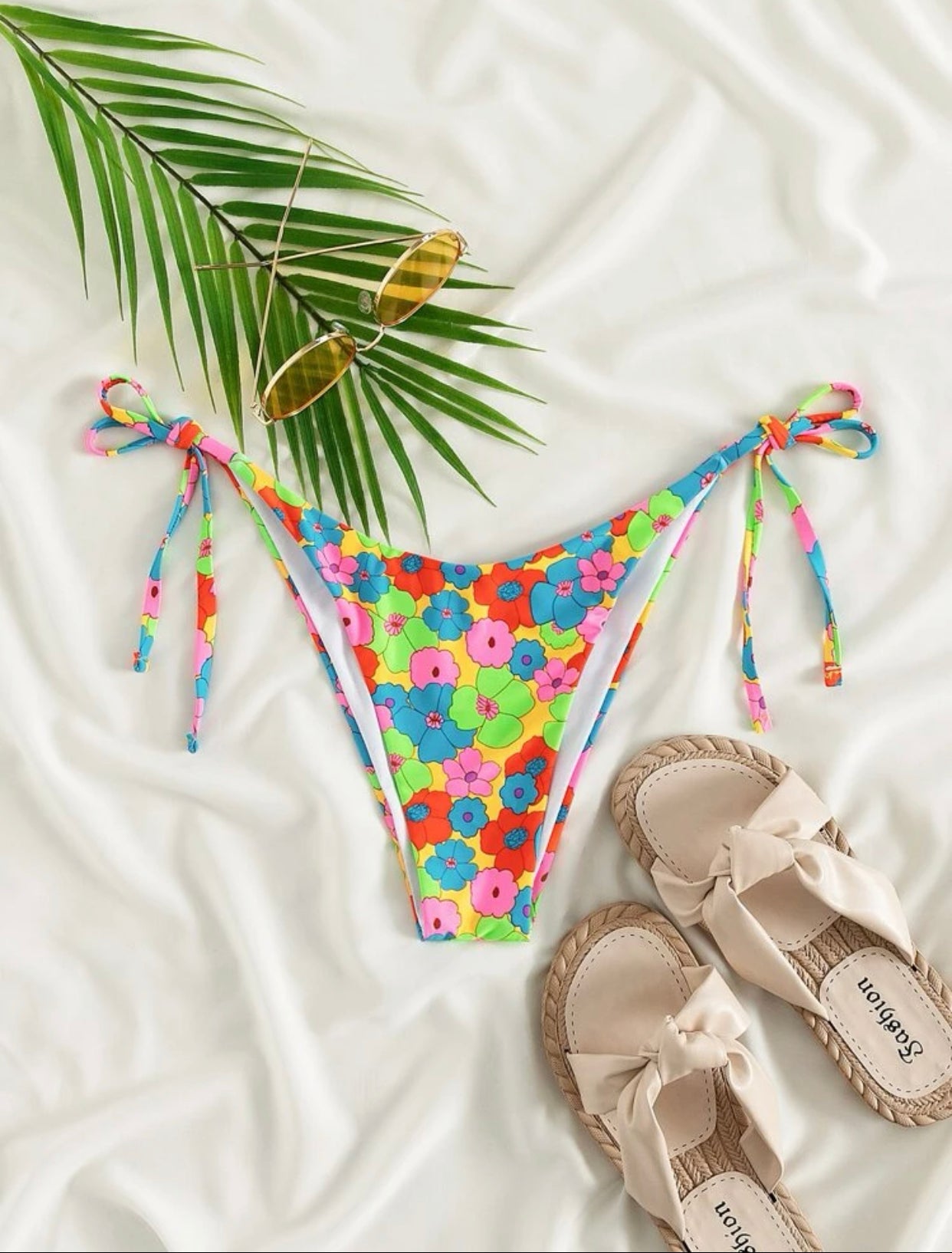 Floral random print tie side bikini bottom
