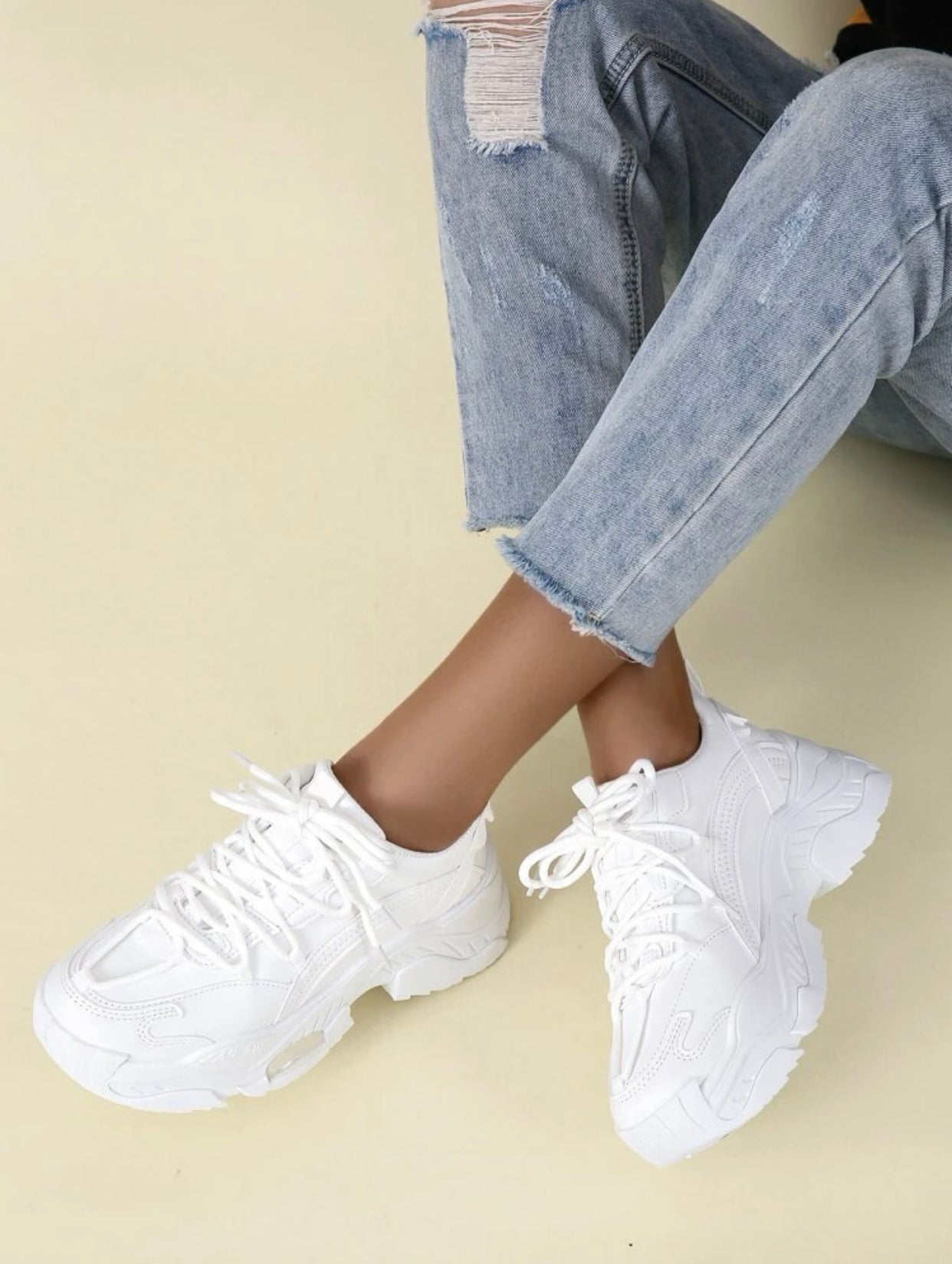 Minimalist lace-up front chunky sneakers