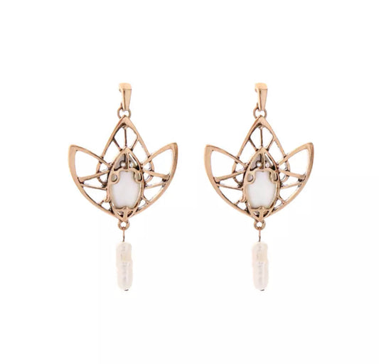 Unique vintage inspired drop earrings