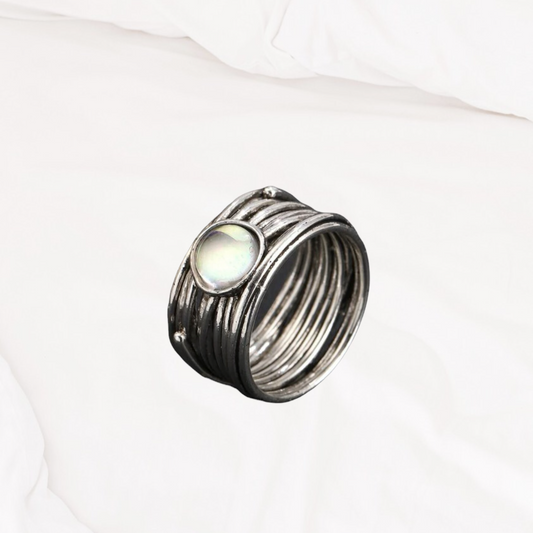 Moonstone inspired vintage style layered ring. Size 8.