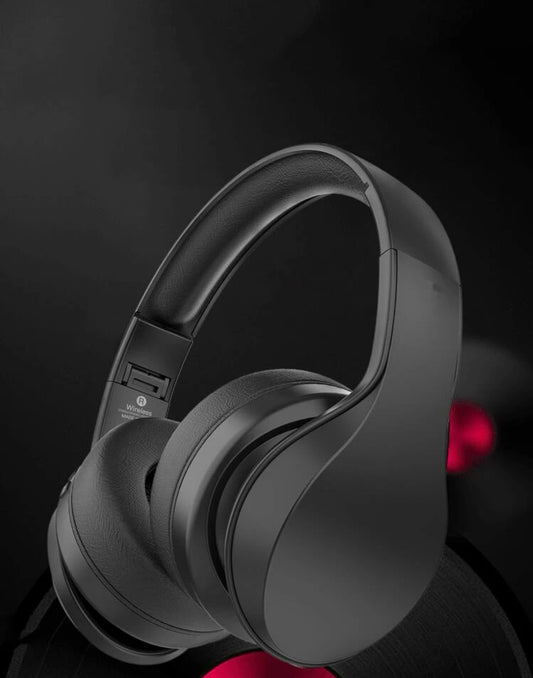 Solid wireless earbuds compatible with Bluetooth