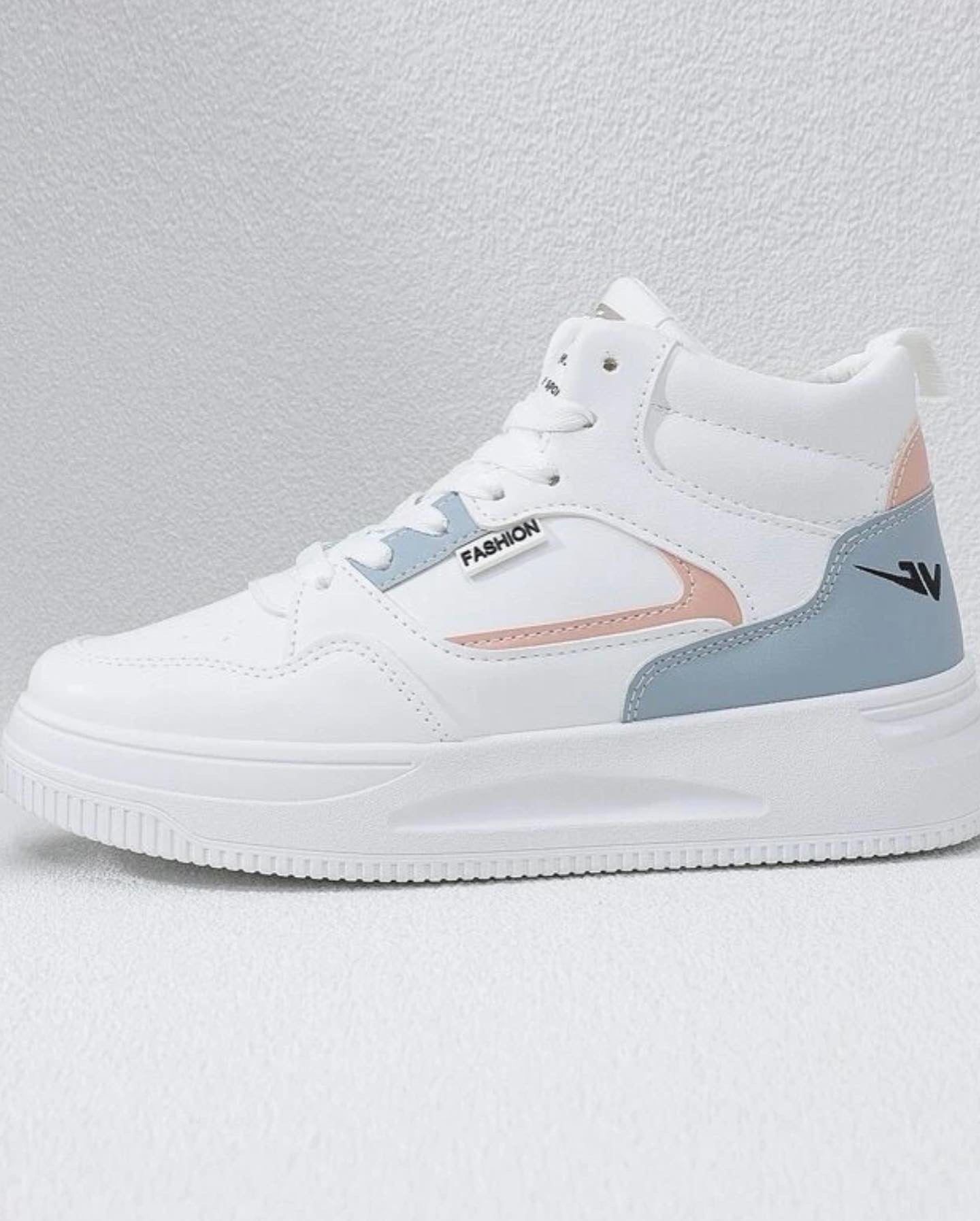 Colorblock lace-up front skate shoes