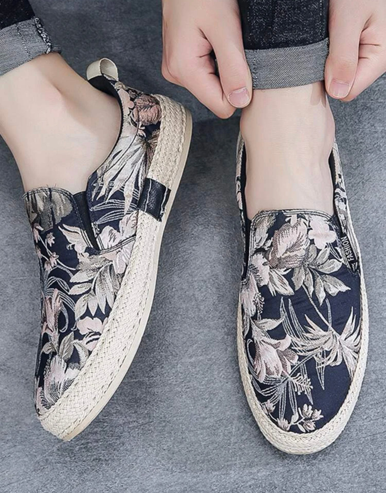 Men’s floral pattern slip-on espadrille loafers