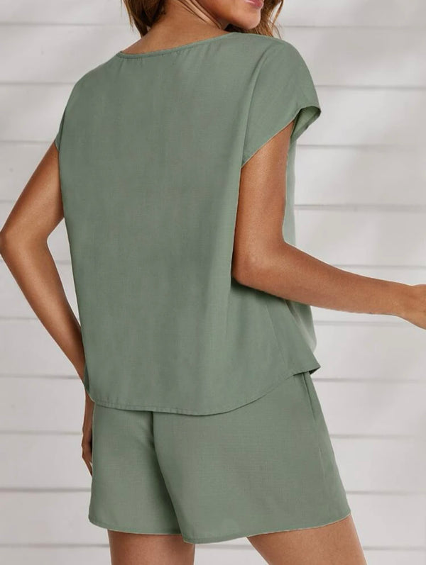 Tie front dolman sleeve top & shorts