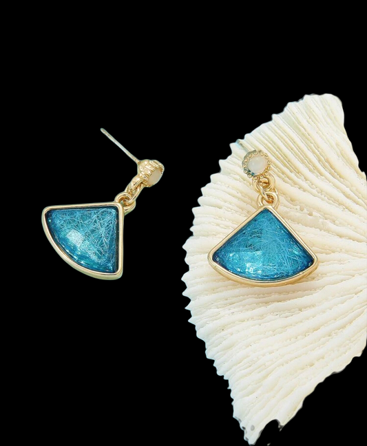 Stunning blue sector drop earrings