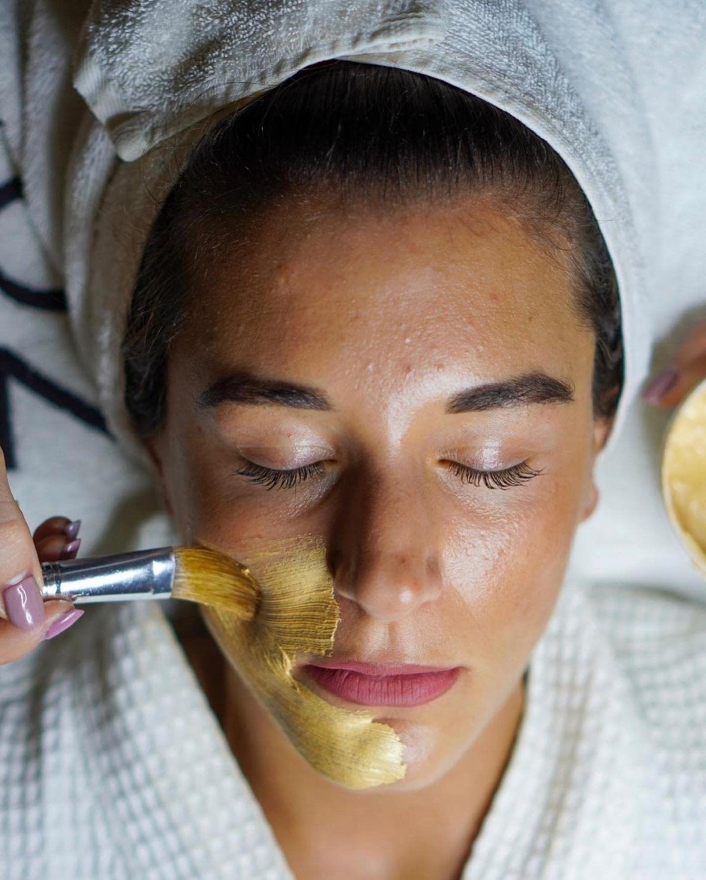 Gold Facial Mask By White Naturals: Anti-Aging 24K Gold Face Mask