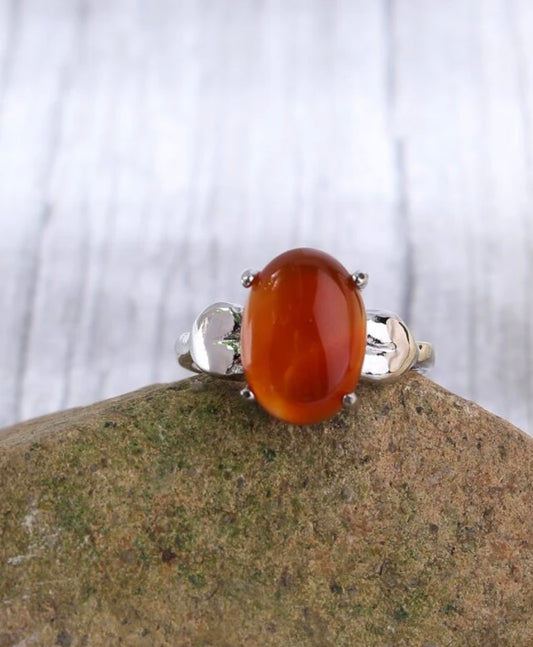 Red stone decor ring. Size 8.