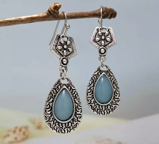 Vintage decor navy blue kyanite inspired stone boho dangle earrings