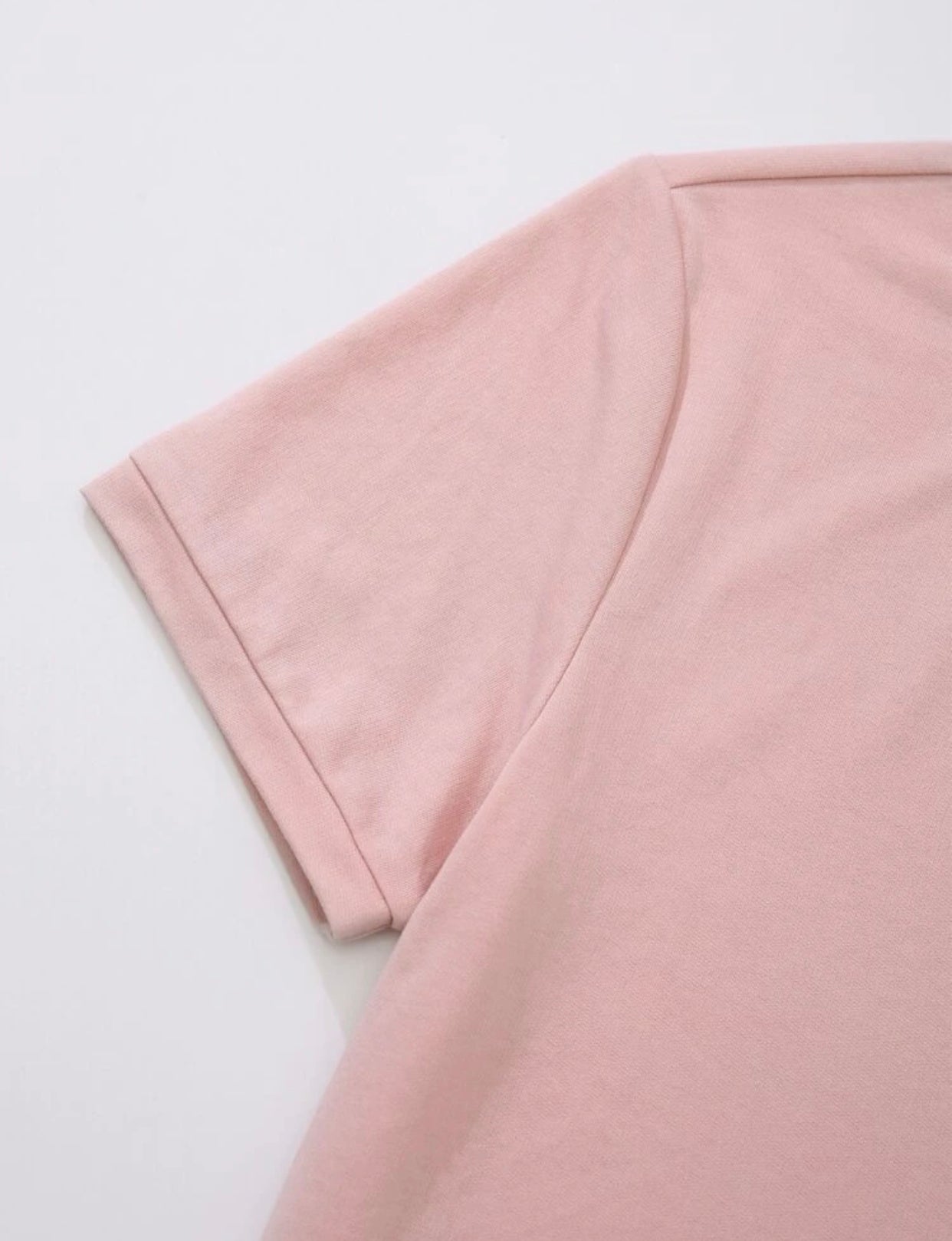 Men’s contrast tape tee with drawstring waist shorts