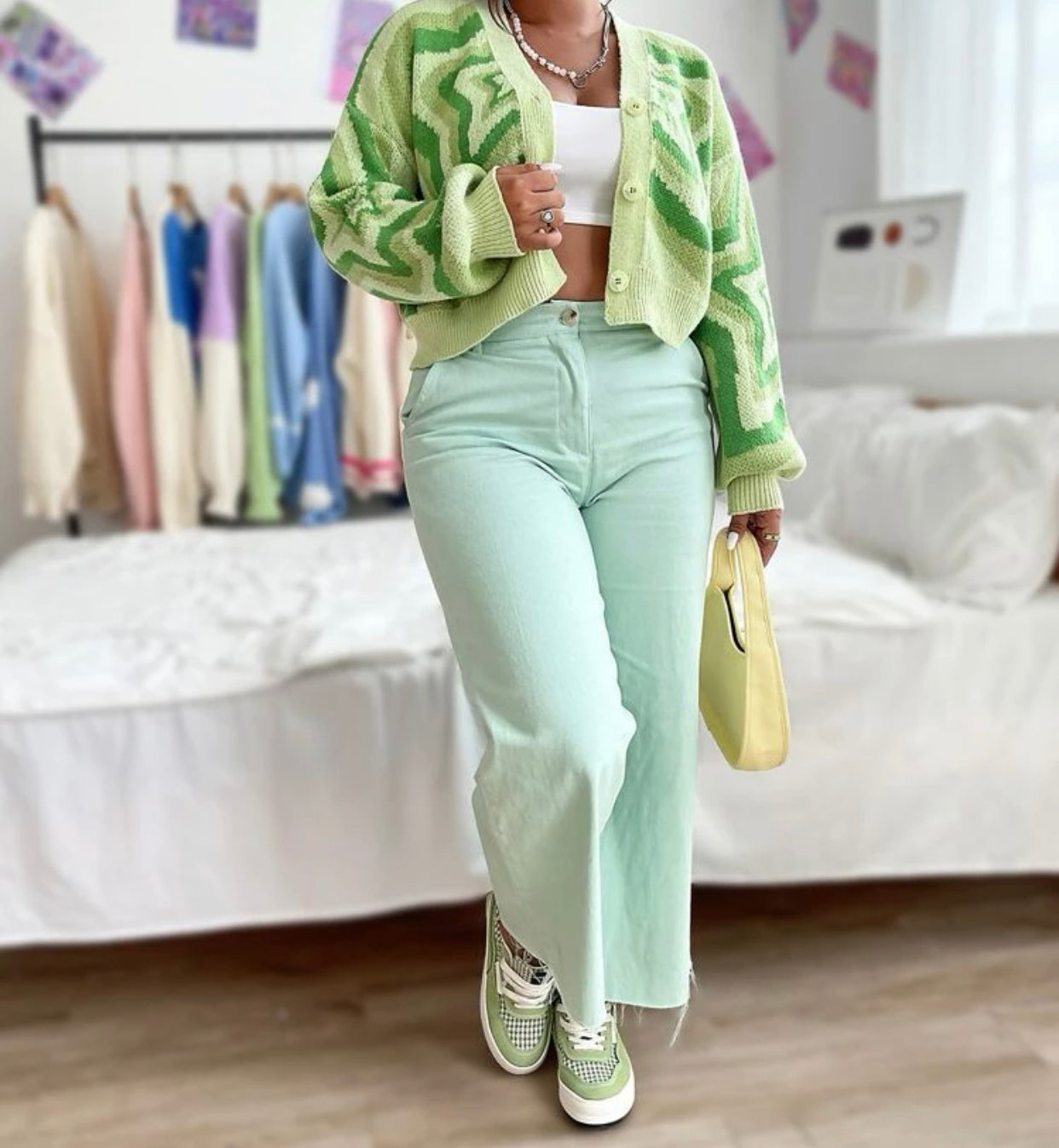 Plus star pattern drop shoulder cardigan