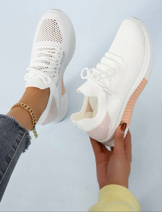 Knit detail lace-up front running shoes