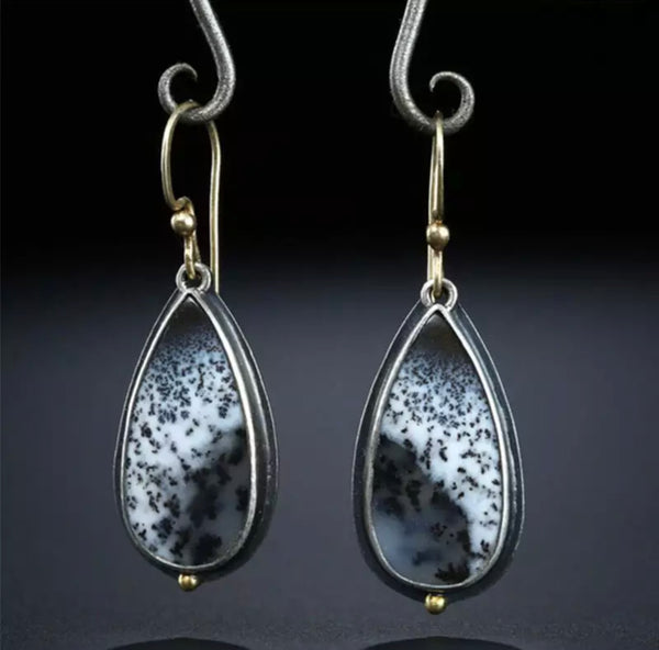 White snow inspired black ornament enamel dangle earrings