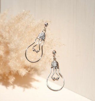 Bulb drop earrings