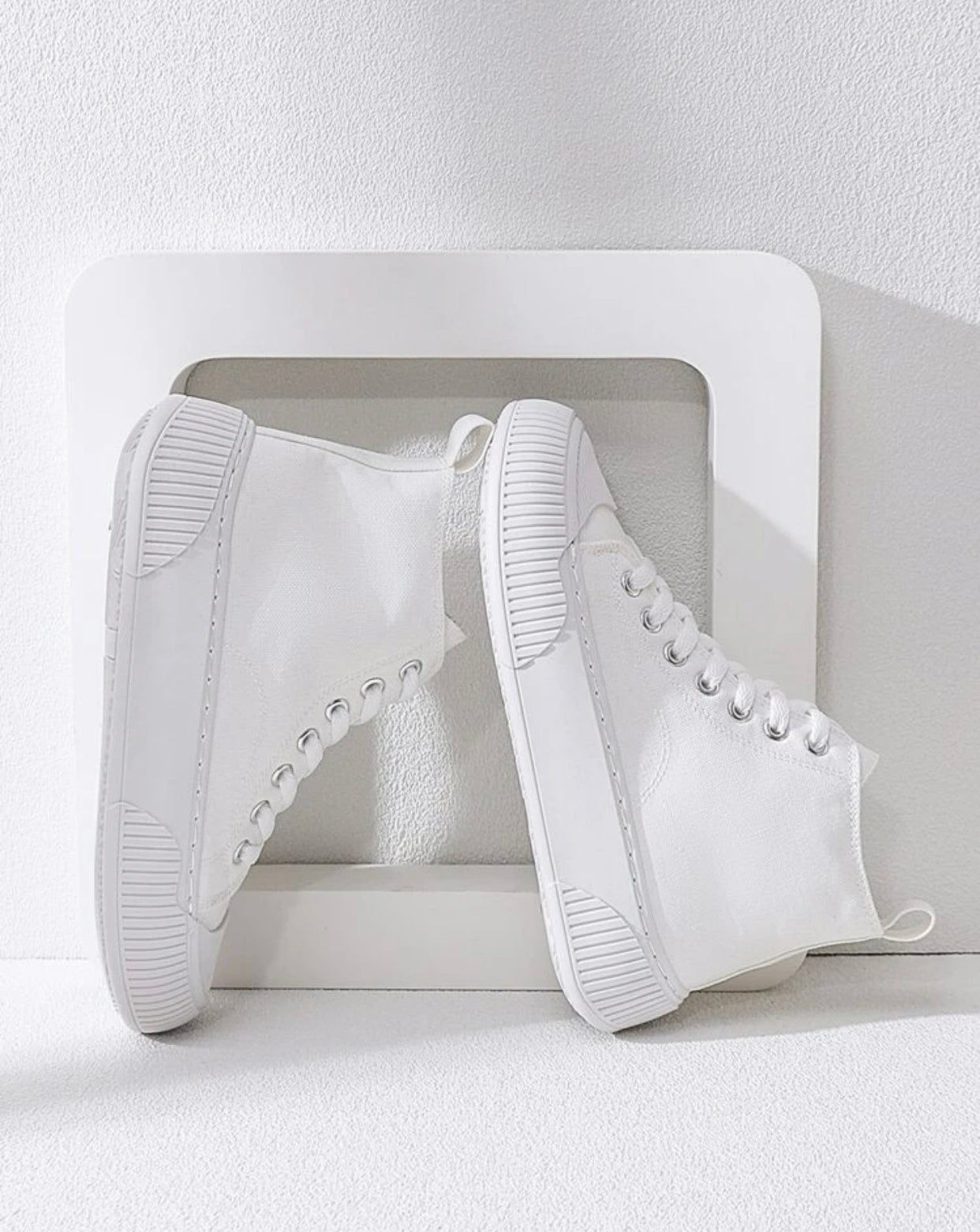 High top lace-up front canvas shoes