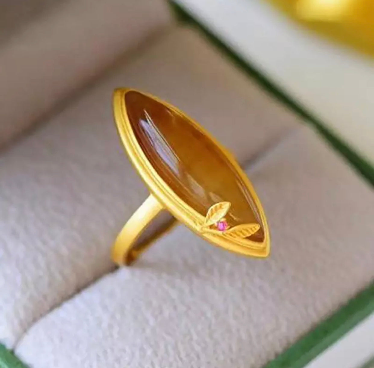 Natural Hotan Sugar Jade Horse Eye Atmospheric  adjustable size ring