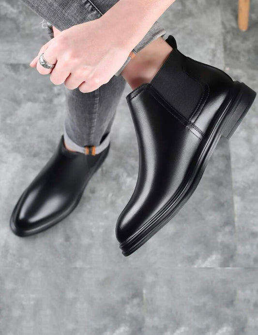 Men minimalist slip-on Chelsea Boots