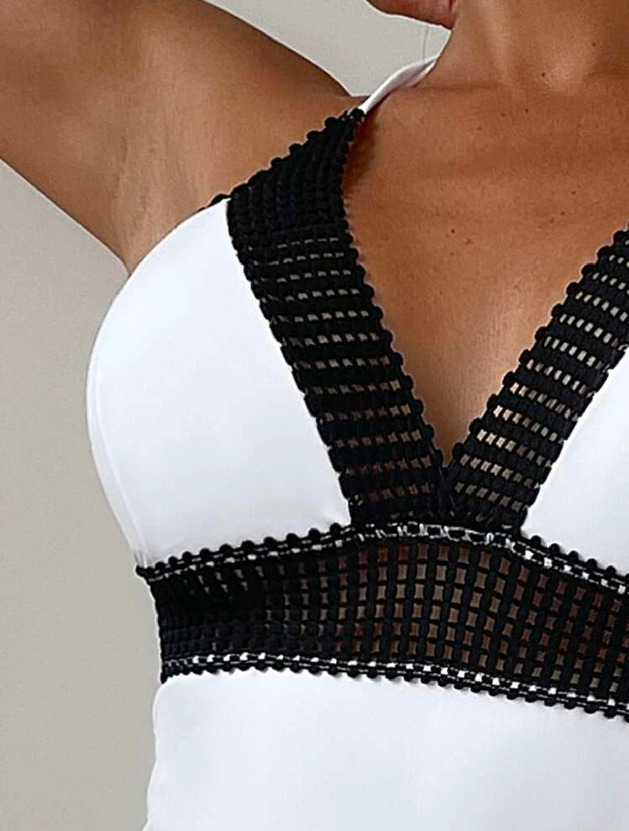 Colorblock hollow out knot back halter one piece swimsuit