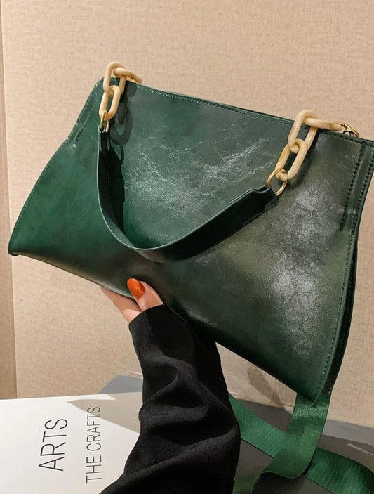 Green chain decor shoulder bag