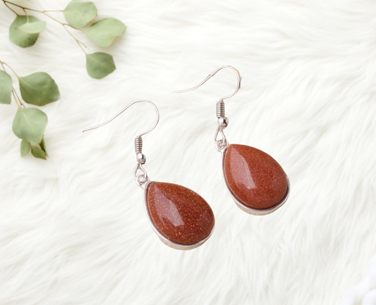 Deep red decor water drop earrings