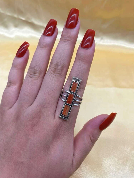Spiny oyster inspired rectangle decor ring.