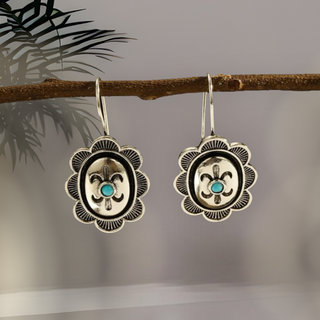 Turquoise decor flower design stud earrings
