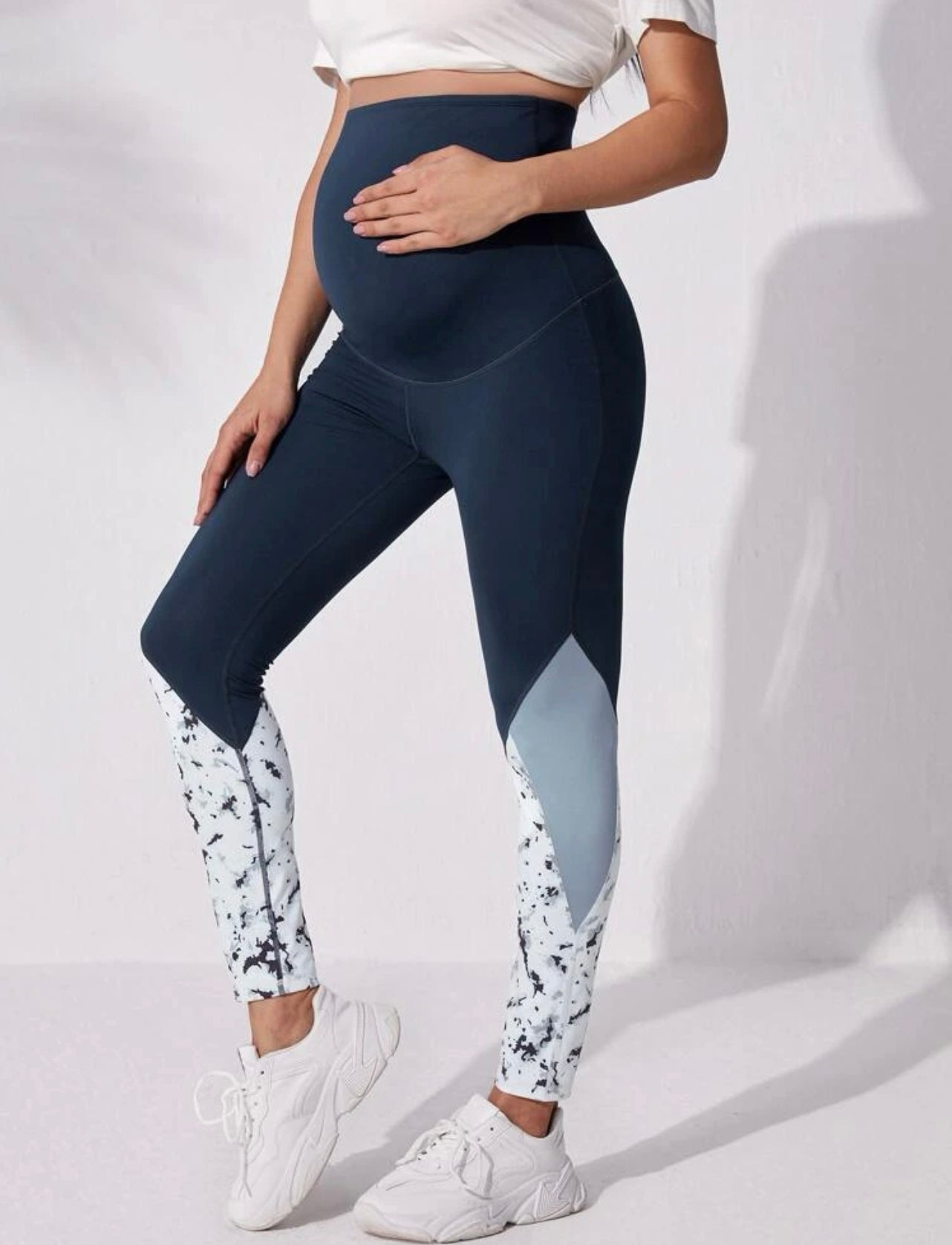 Maternity colorblock wideband waist leggings