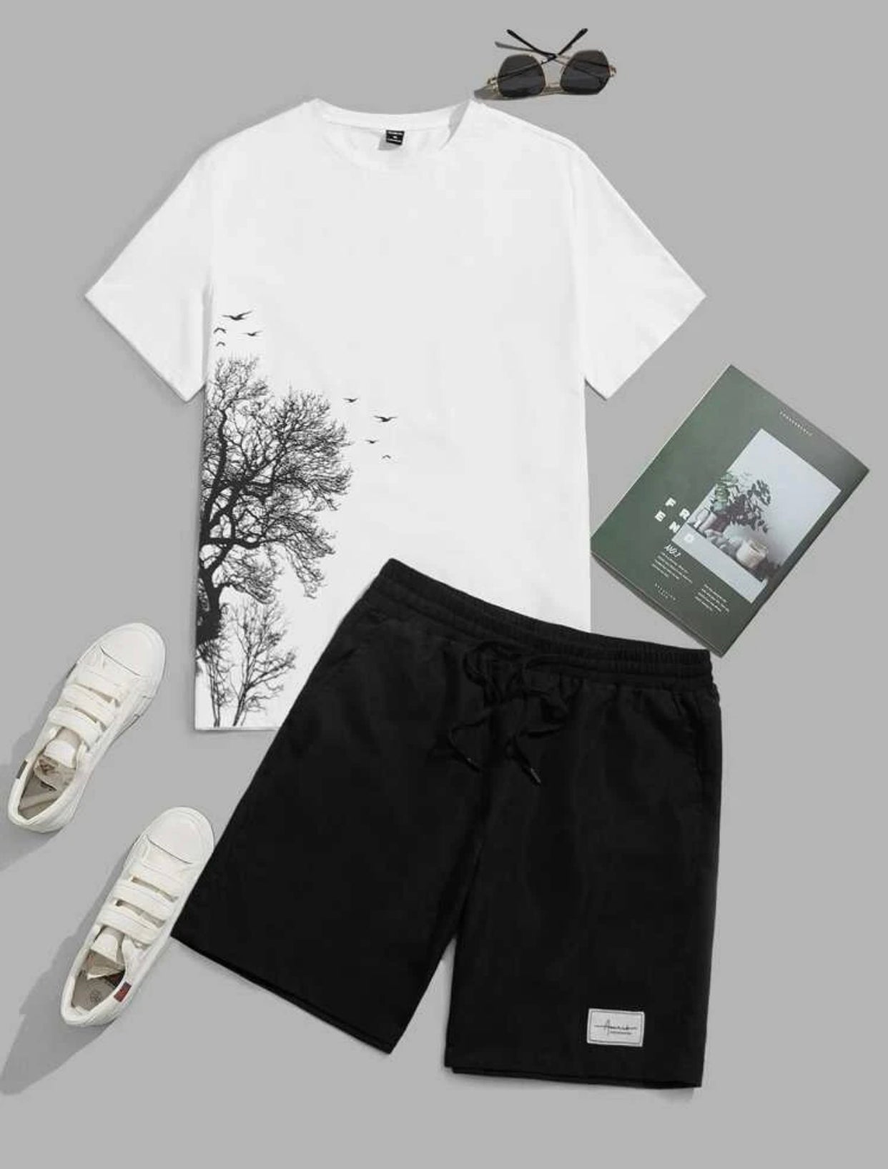 Men’s tree & bird print tee & drawstring waist shorts