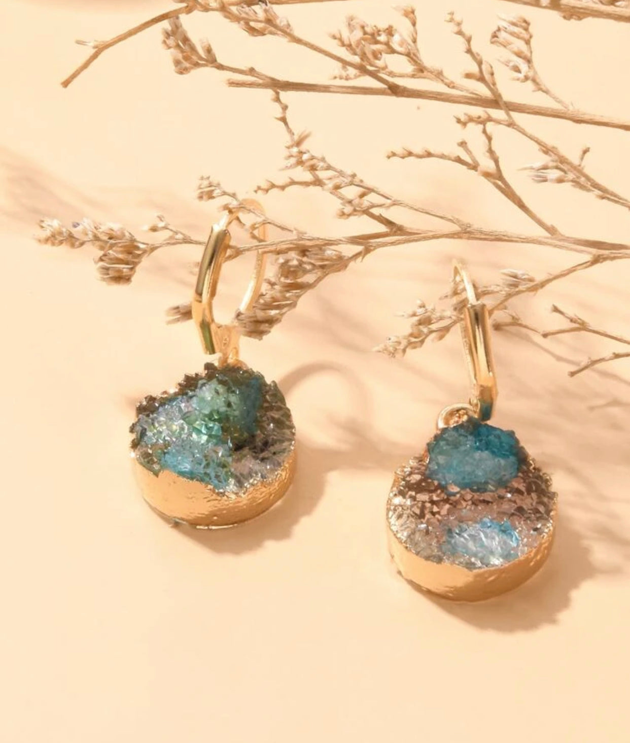 Gorgeous round drop earrings