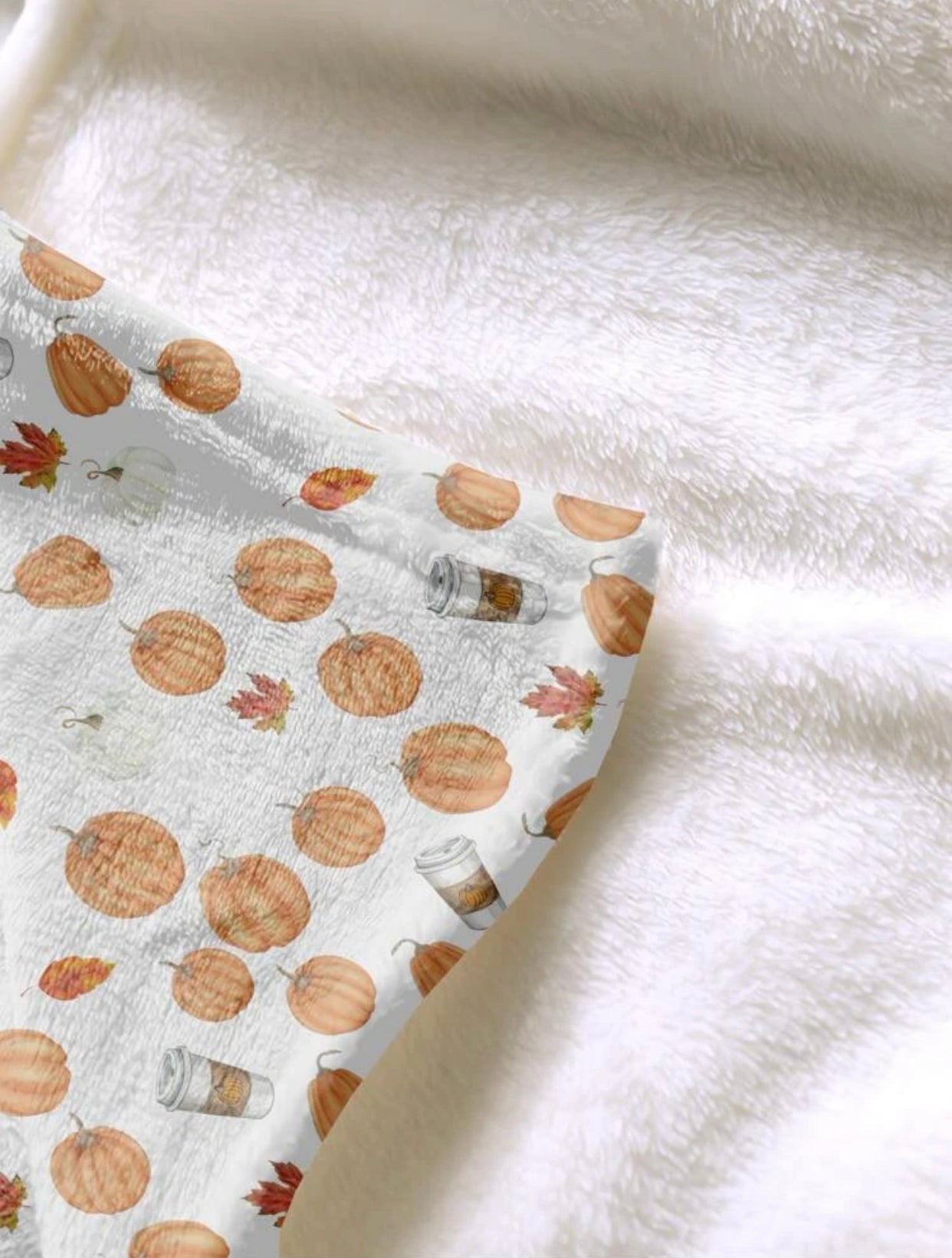 Pumpkin & cup pattern flannel blanket