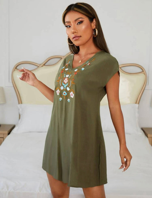 PETITE Floral Embroidery Batwing Sleeve Dress